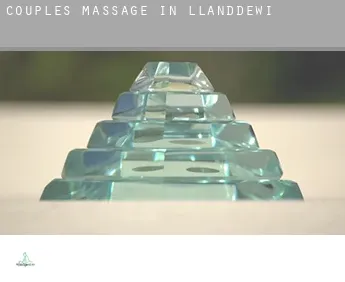 Couples massage in Llanddewi